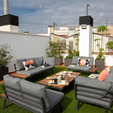 Singularstays Mar44 *
