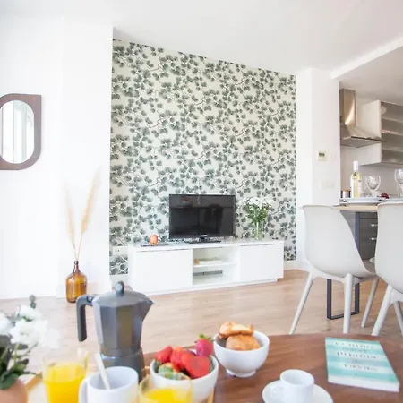 Singularstays Mar44 Apartmán *