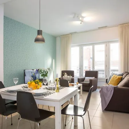 Apartmán Singularstays Mar44 *