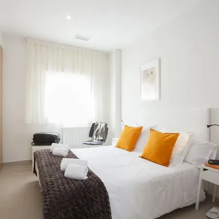 Apartmán Singularstays Mar44 *